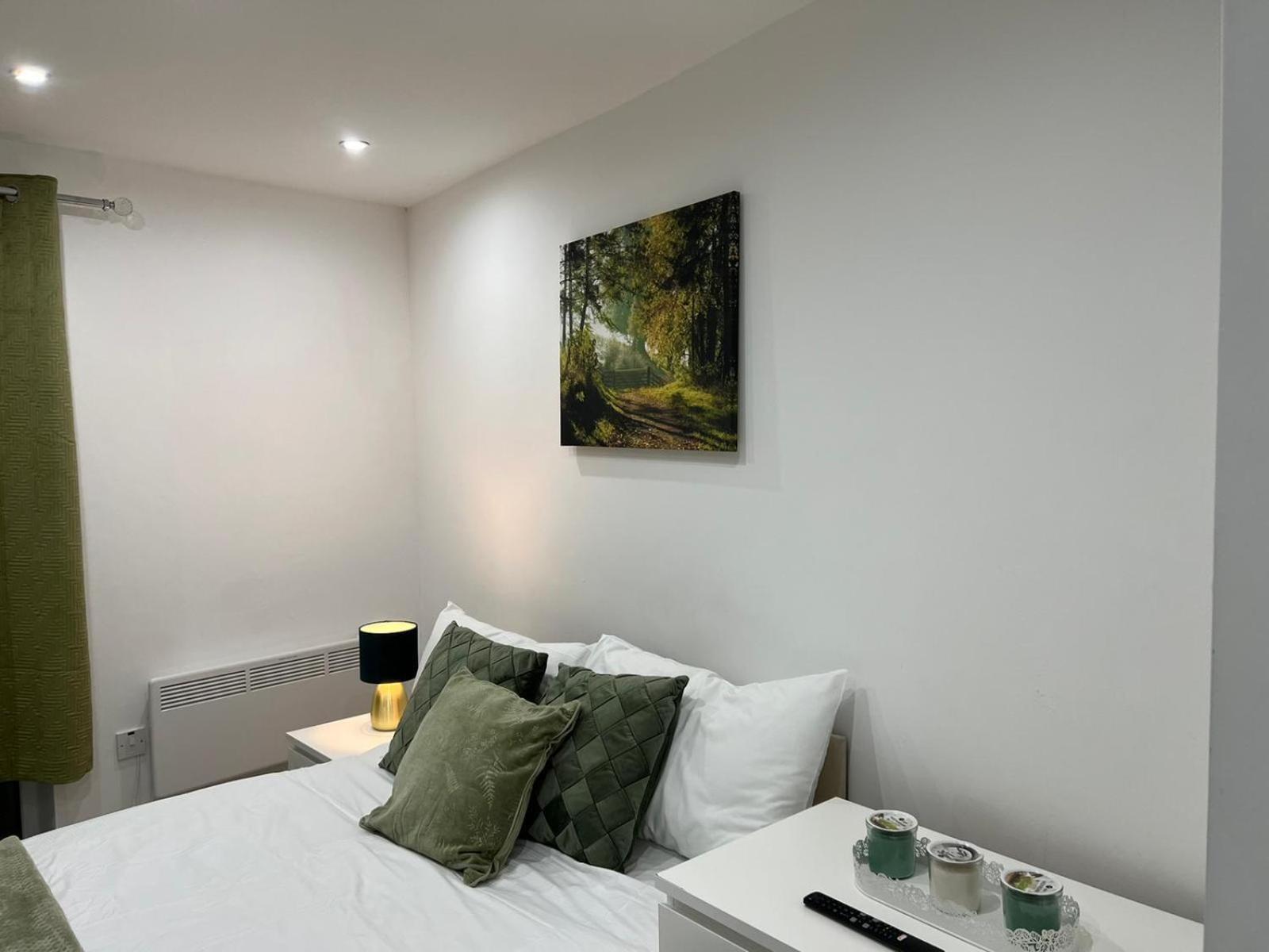 Central Harrow Cozy Apartment With Free Parking Harrow on the Hill Quarto foto