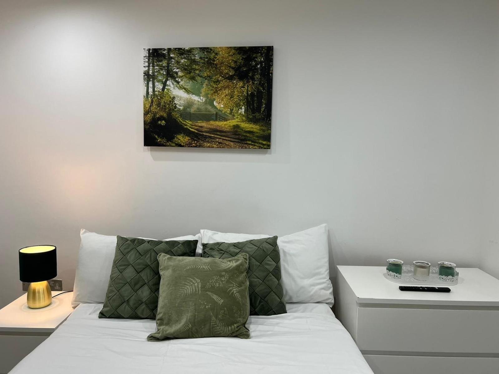 Central Harrow Cozy Apartment With Free Parking Harrow on the Hill Quarto foto